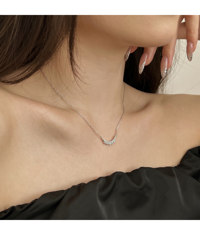 Sidabrinė grandinėlė su cirkonio pakabuku