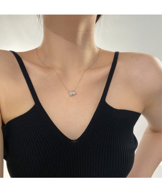 Sidabrinė grandinėlė su cirkonio pakabuku