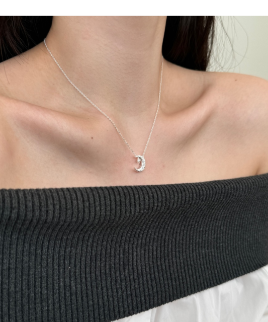 Sidabrinė grandinėlė su cirkonio pakabuku "Mėnulis"