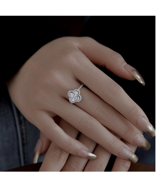 Sidabrinis žiedas su cirkoniais