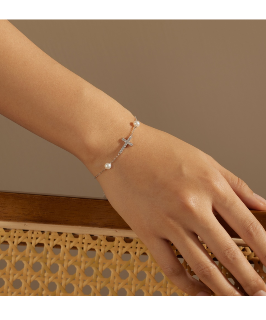 Sidabrinė apyrankė su cirkoniais ir perlais