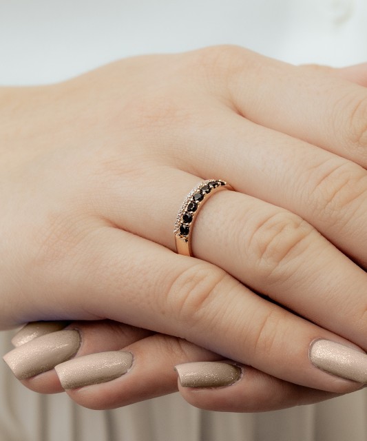 Auksinis žiedas su cirkoniais