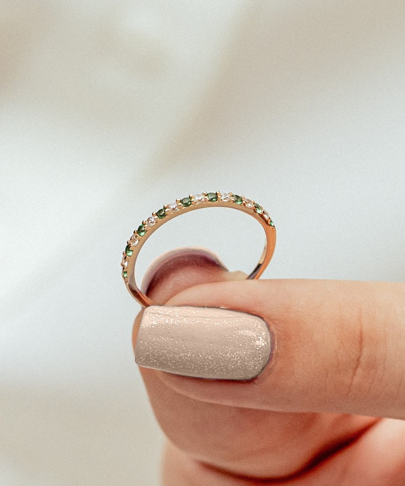 Auksinis žiedas su cirkoniais