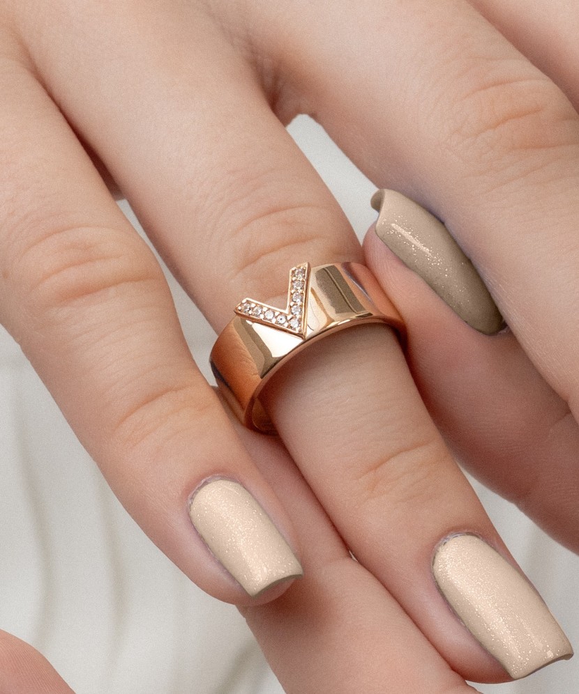 Auksinis žiedas su cirkoniais