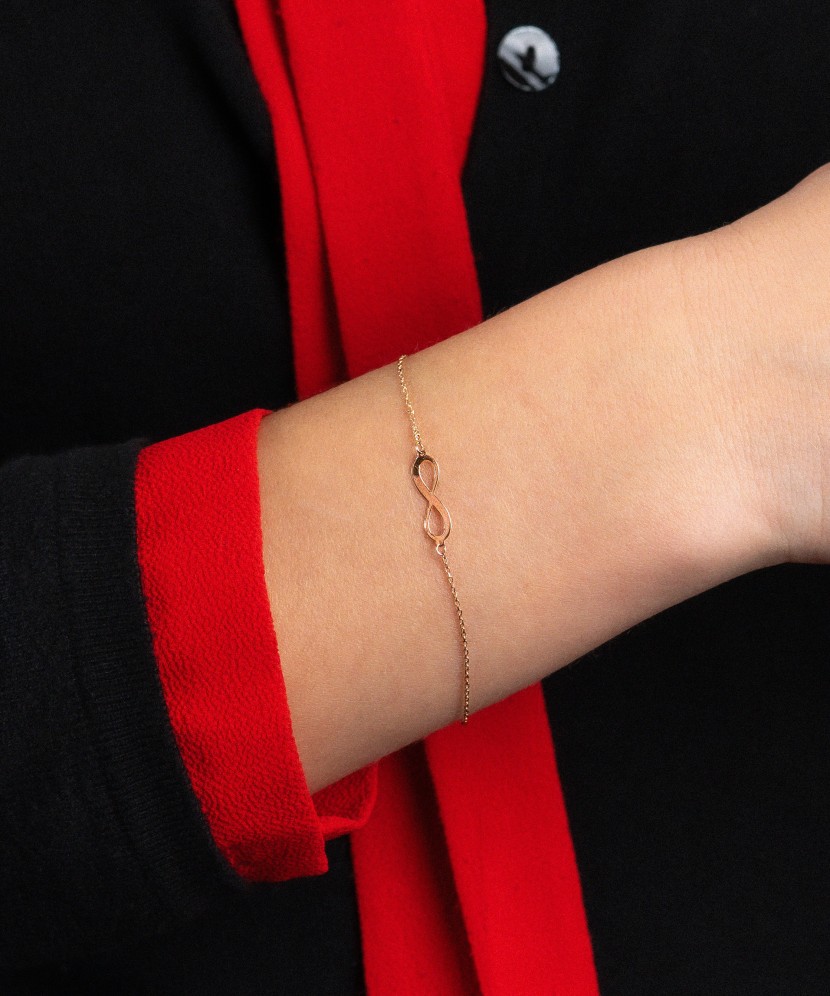 Auksinė apyrankė "Begalybė"