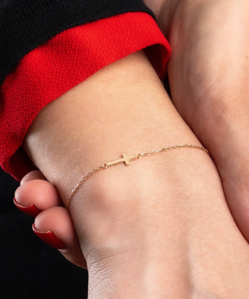 Auksinė apyrankė "Kryželis"