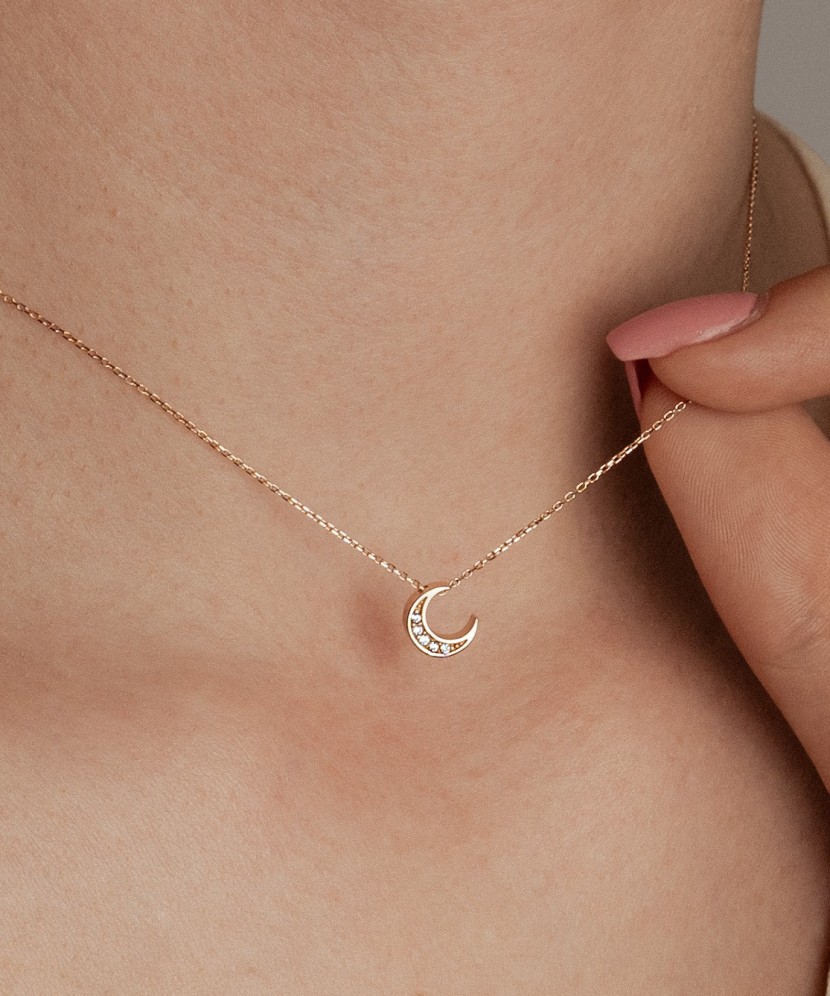 Auksinė grandinėlė su pakabuku "Mėnulis"