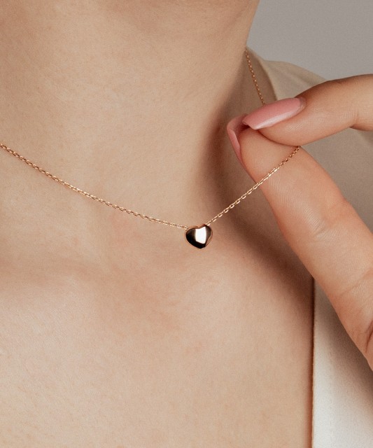 Auksinė grandinėlė su pakabuku "Širdelė"