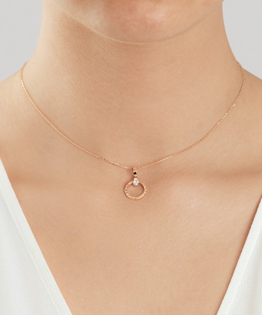 Auksinis pakabukas su cirkoniu