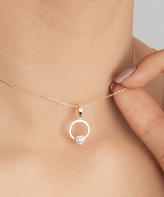 Auksinis pakabukas su cirkoniu