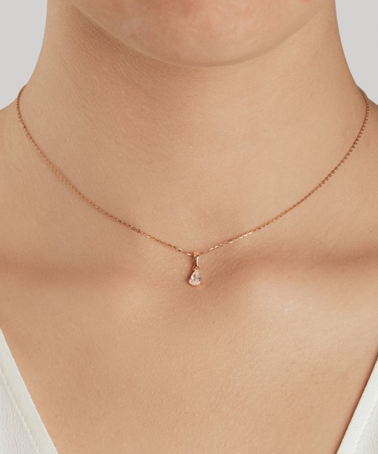 Auksinis pakabukas su cirkoniais