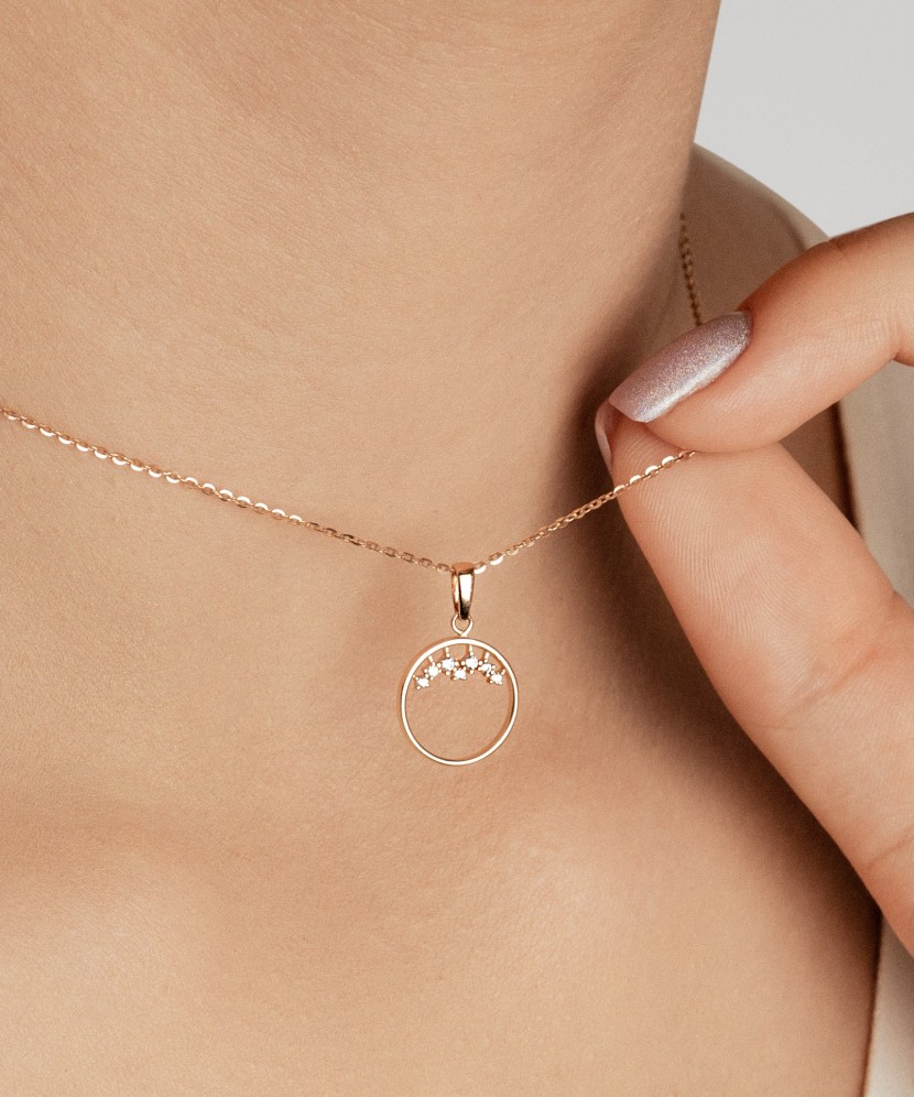 Auksinis pakabukas su cirkoniais