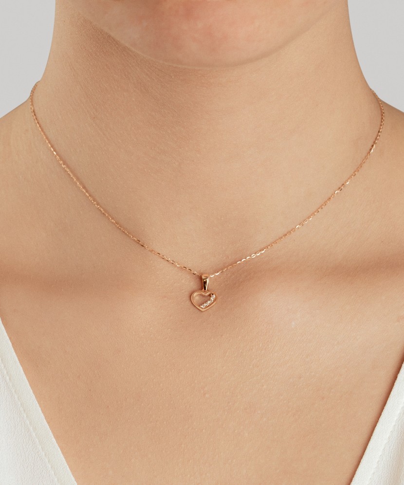 Auksinis pakabukas su cirkoniais "Širdelė"