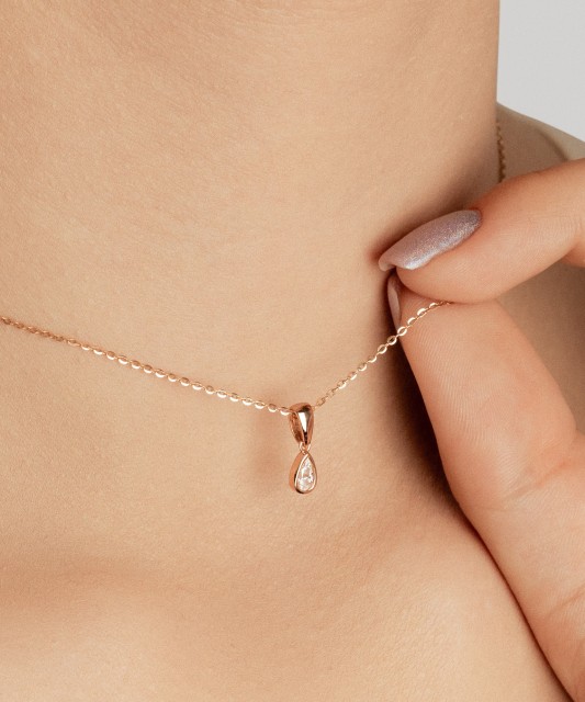 Auksinis pakabukas su cirkoniais