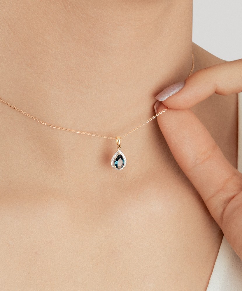 Geltono aukso pakabukas su deimantais ir topazu  - Goldinga