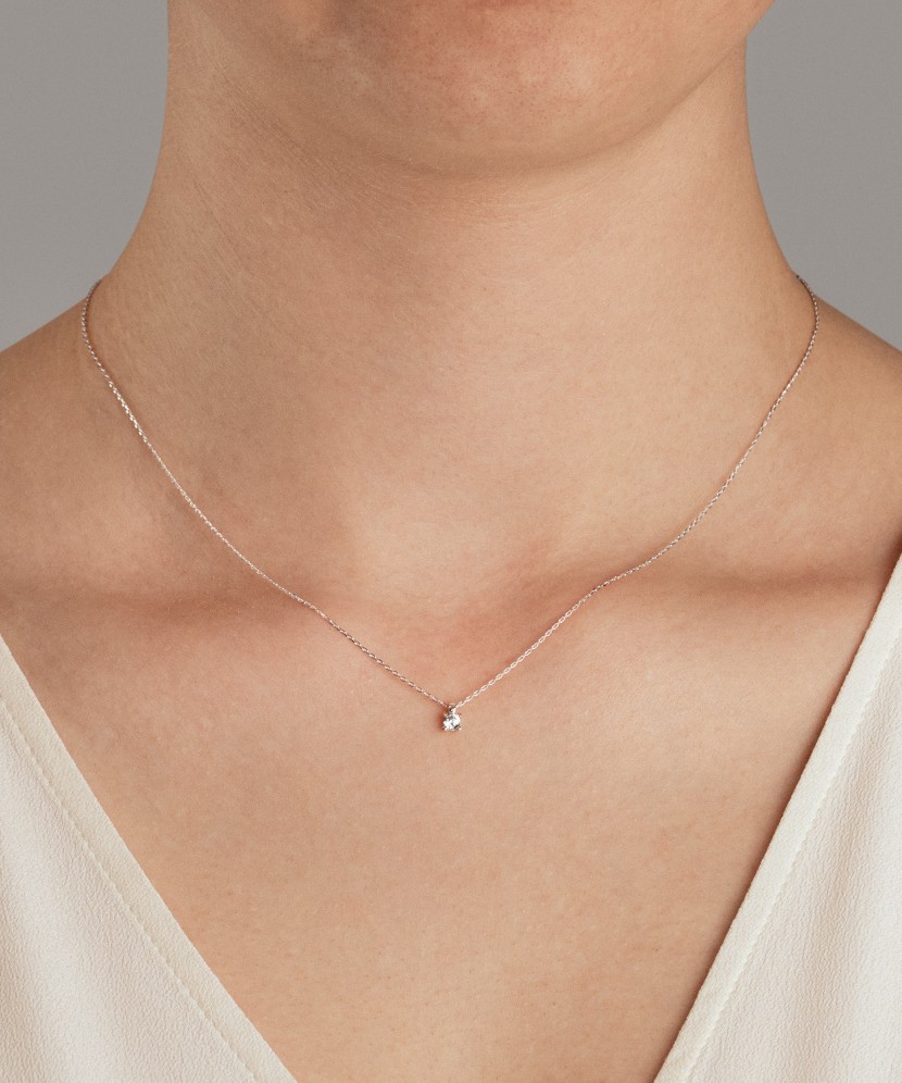 Balto aukso grandinėlė su cirkonio pakabuku  - Goldinga