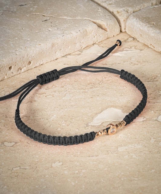 Juodo Siūlo Apyrankė Su Auksiniu cirkonio Pakabuku