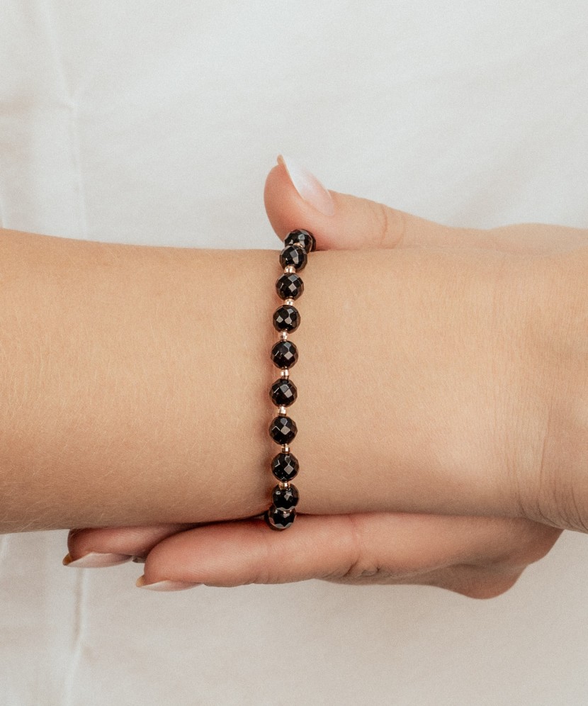 Auksinė apyrankė su oniksais 6mm  - Goldinga