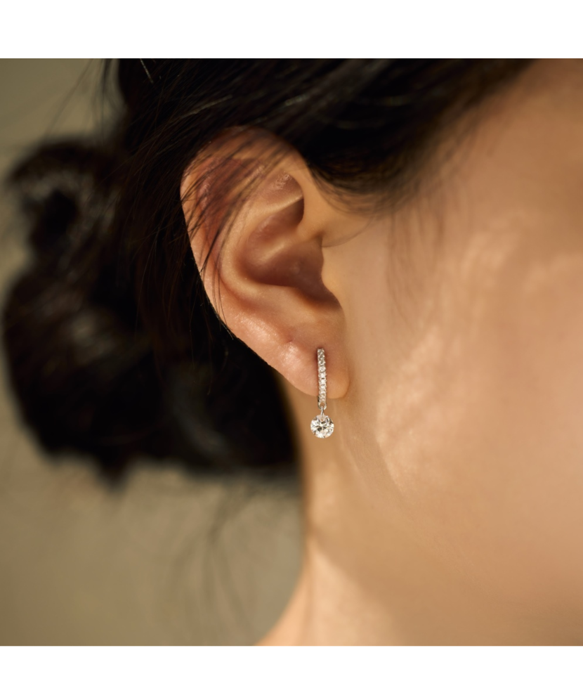 Sidabriniai auskarai su cirkoniais