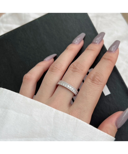 Sidabrinis žiedas su cirkoniais