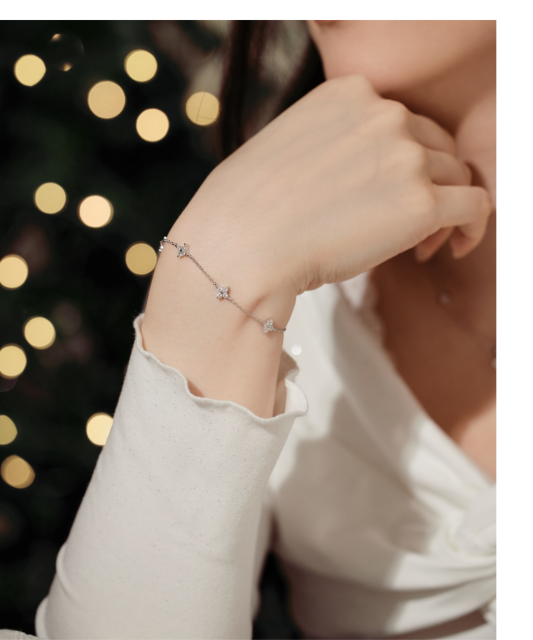 Sidabrinė apyrankė su cirkoniais