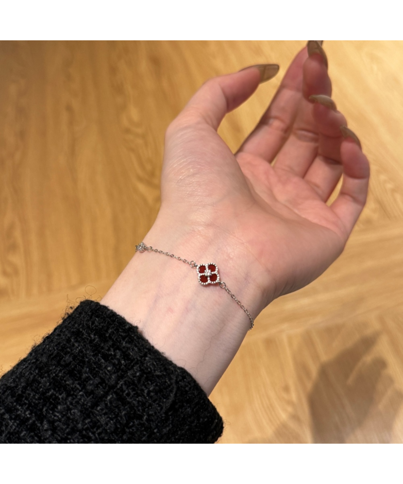 Sidabrinė apyrankė su cirkoniais ir perlamutru