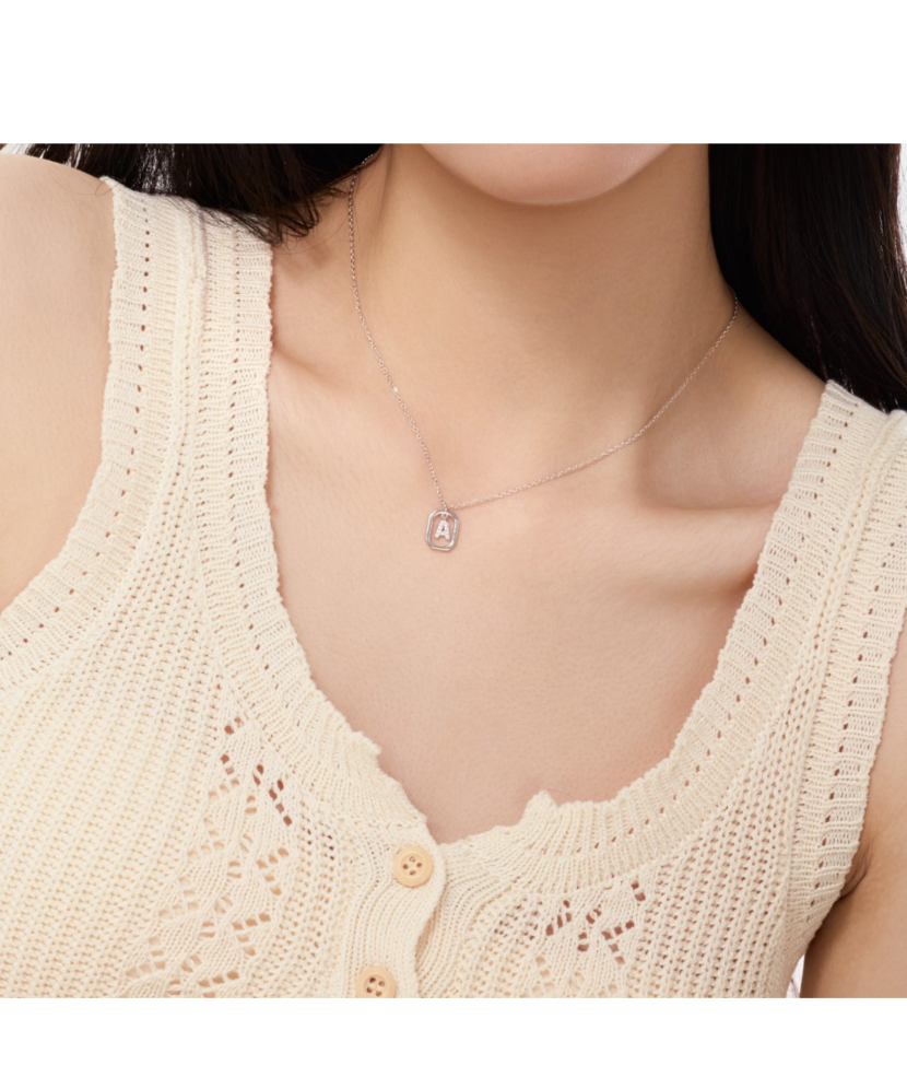 Sidabrinė grandinėlė su cirkonio pakabuku "Raidė A"