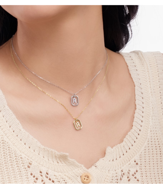 Sidabrinė grandinėlė su cirkonio pakabuku "Raidė R"