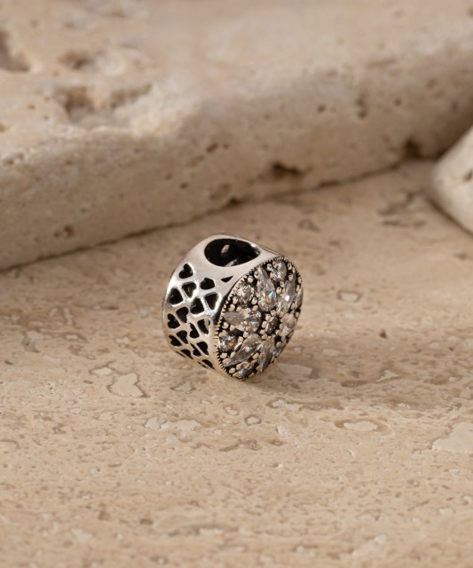 Sidabrinis pakabukas su cirkoniais