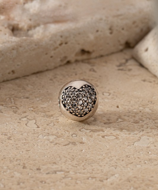 Sidabrinis pakabukas su cirkoniais "Bačkutė"