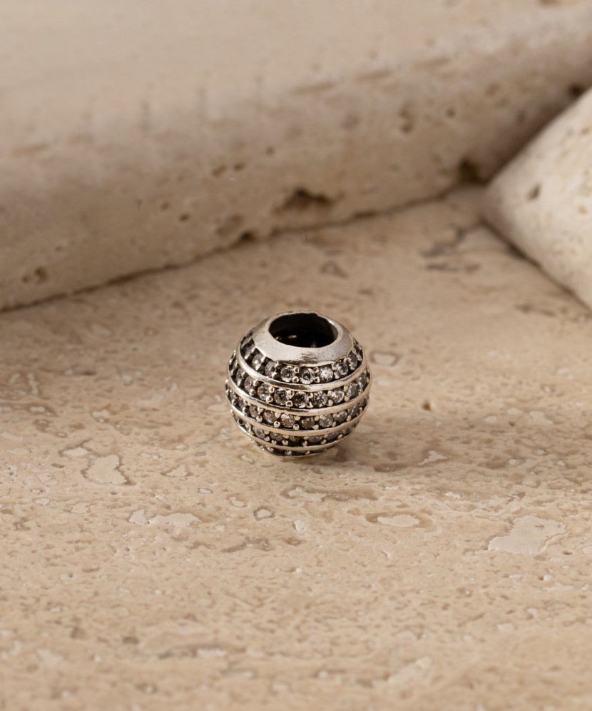 Sidabrinis pakabukas su cirkoniais "Bačkutė"