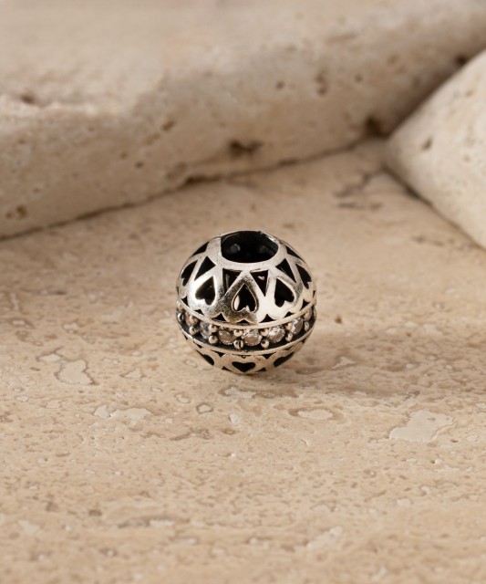 Sidabrinis pakabukas su cirkoniais "Bačkutė"