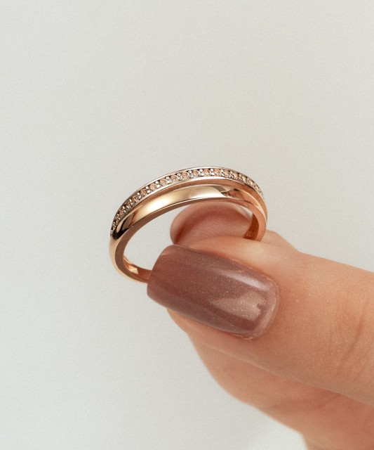 Auksinis žiedas su cirkoniais