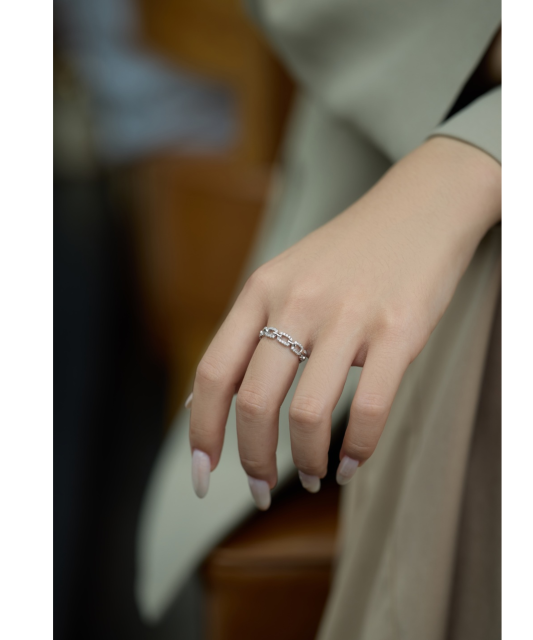 Sidabrinis žiedas su cirkoniais