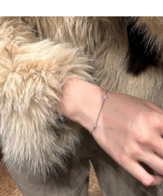 Sidabrinė apyrankė su cirkoniais