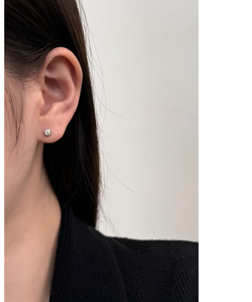 Sidabriniai auskarai su moisanitais