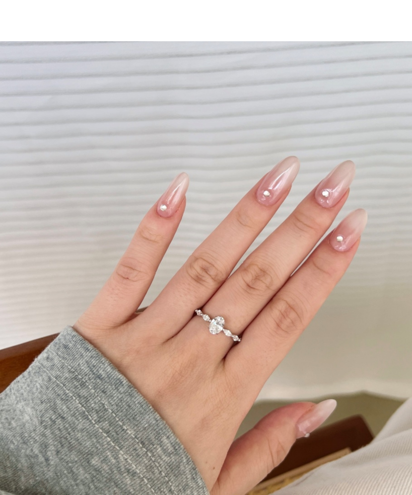 Sidabrinis žiedas su cirkoniais