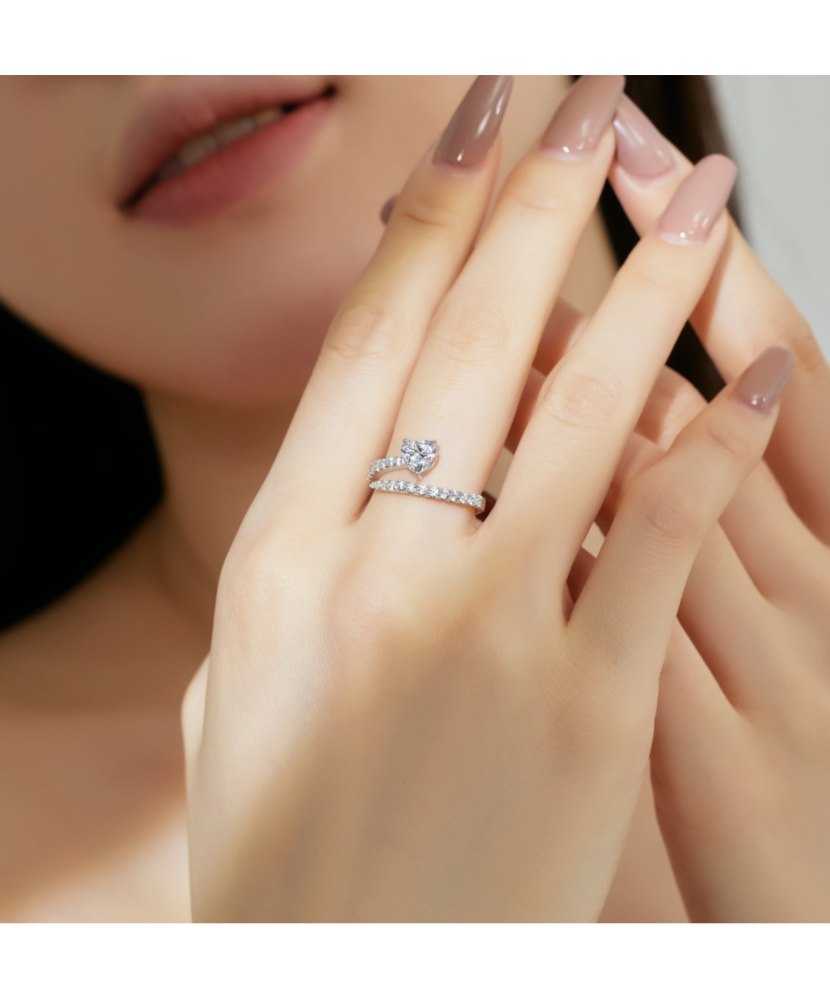 Sidabrinis žiedas su cirkoniais