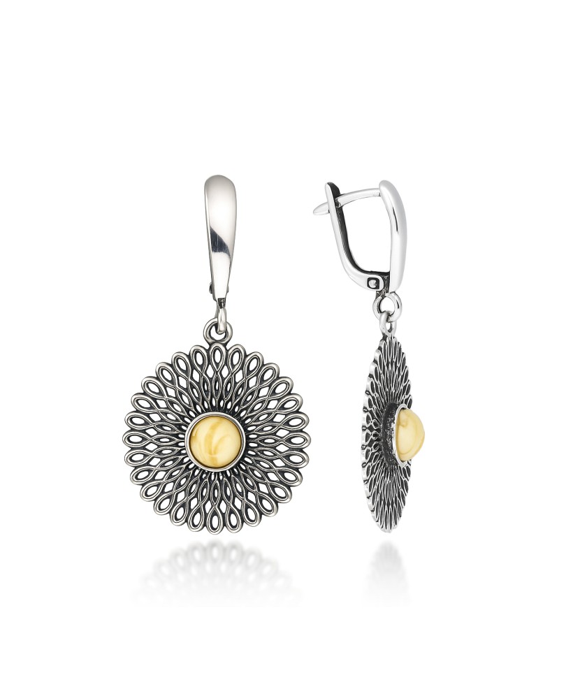 Sidabriniai auskarai su gintaru