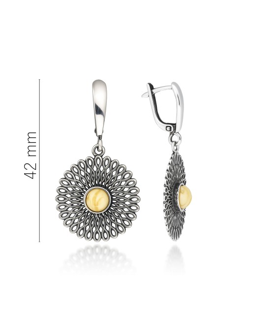 Sidabriniai auskarai su gintaru