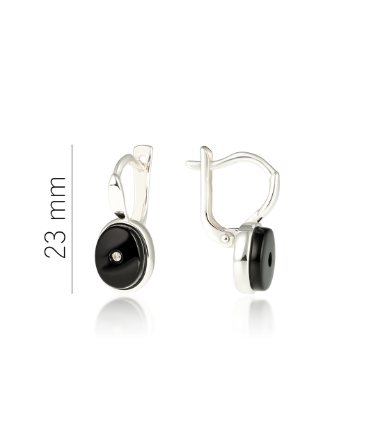 Sidabriniai auskarai su oniksu