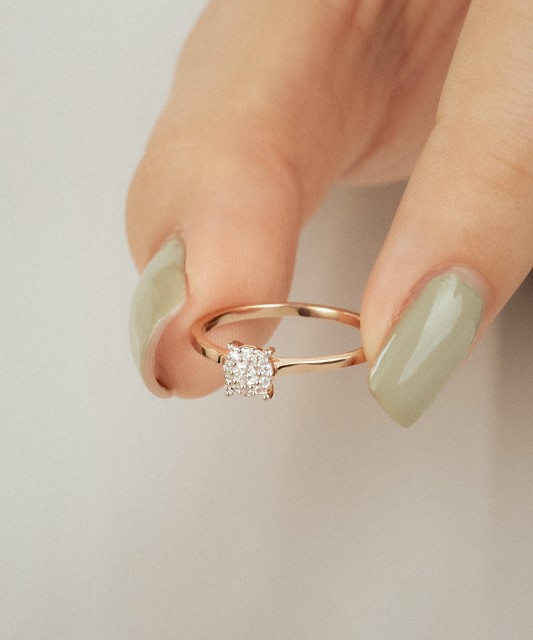 Auksinis žiedas su briliantais