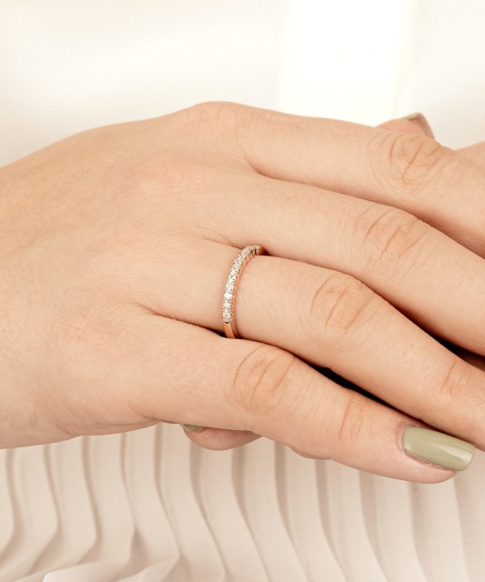 Auksinis žiedas su briliantais