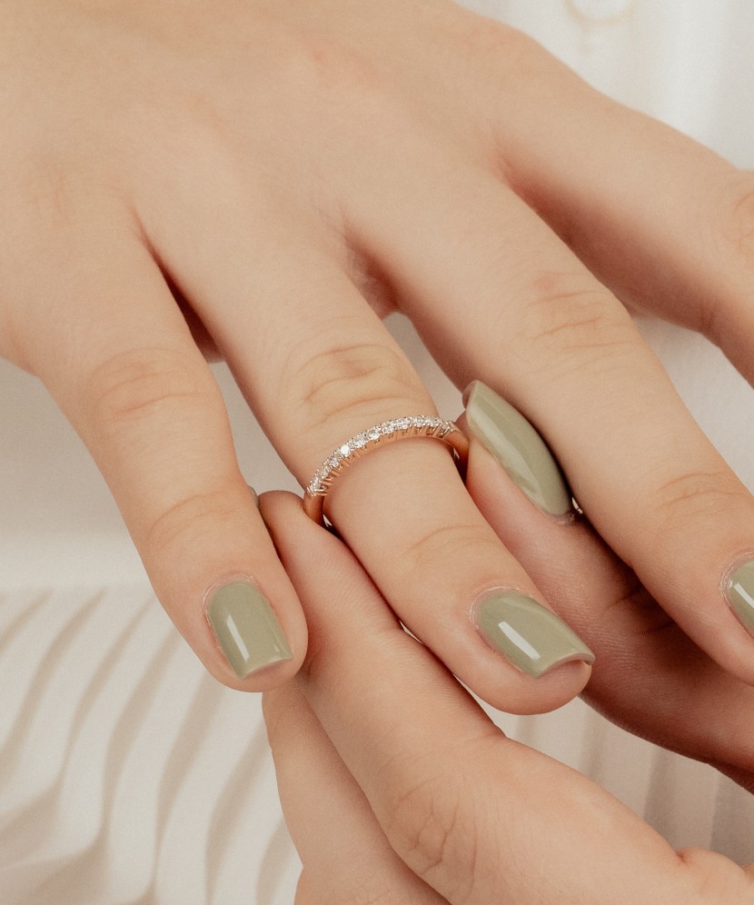 Auksinis žiedas su briliantais