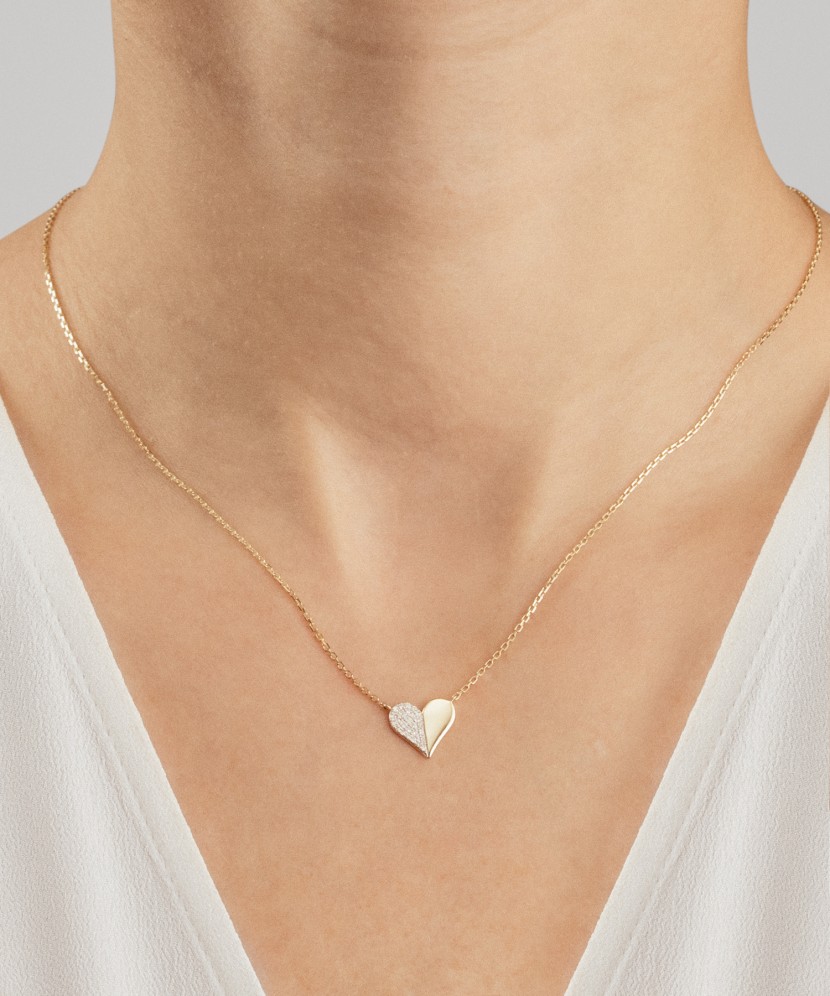 Geltono aukso grandinėlė su deimantiniu pakabuku