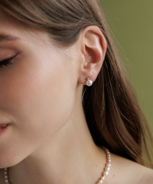 Auksiniai auskarai su perlais ir cirkoniais