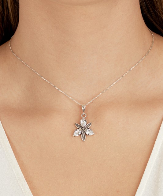 Sidabrinis pakabukas su cirkoniais