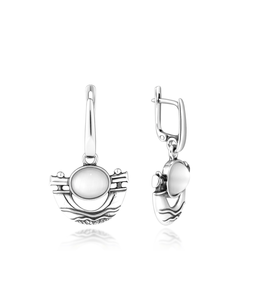 Sidabriniai auskarai su katės akies akmeniu