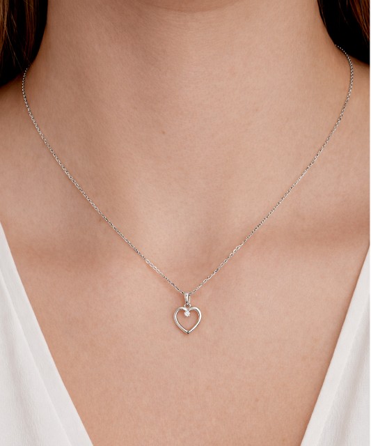 Balto aukso pakabukas su deimantu