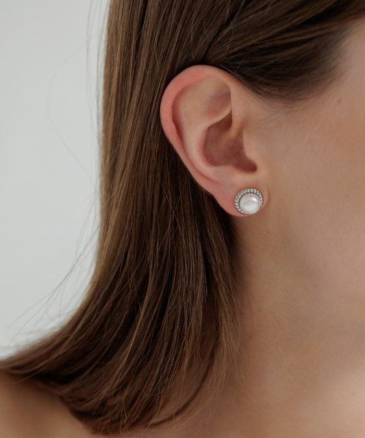 Sidabriniai auskarai su perlais